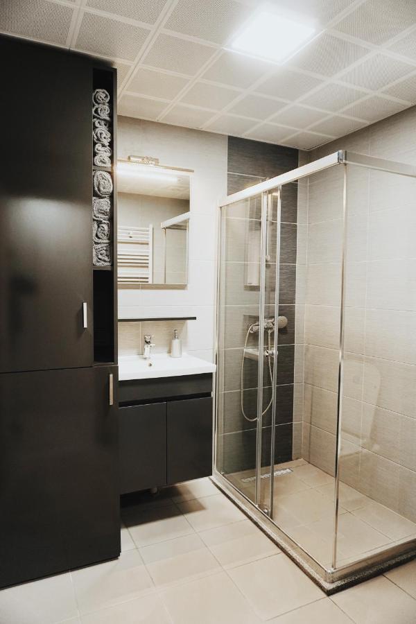 Merdz Spa & Fitness Sky Apartment スコピエ エクステリア 写真
